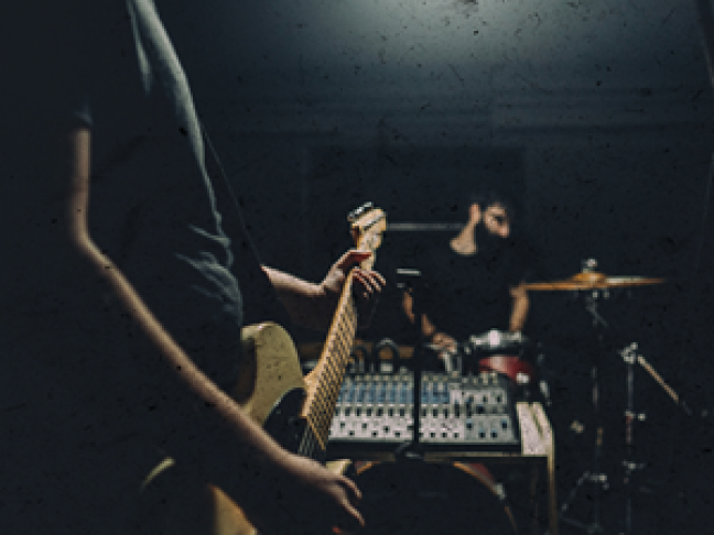 4 Myths Keeping Independent Musicians From Selling Physical Music